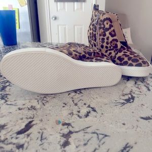 Never worn cheetah boots